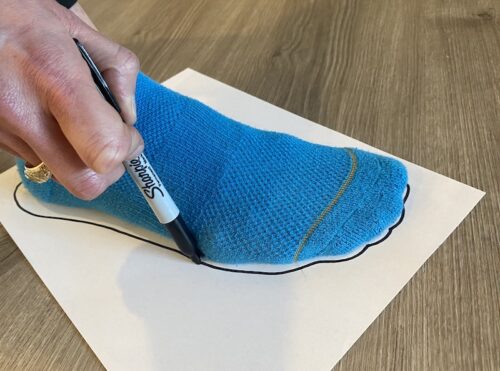 Outline Foot To Determine Length, How To Measure Shoe Size